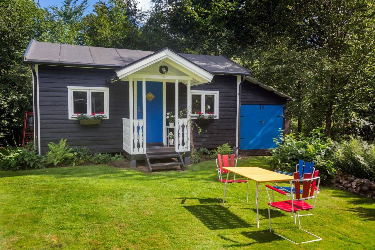 Very Nice Cottage By The Lake. Lursjoen! Hästveda Esterno foto